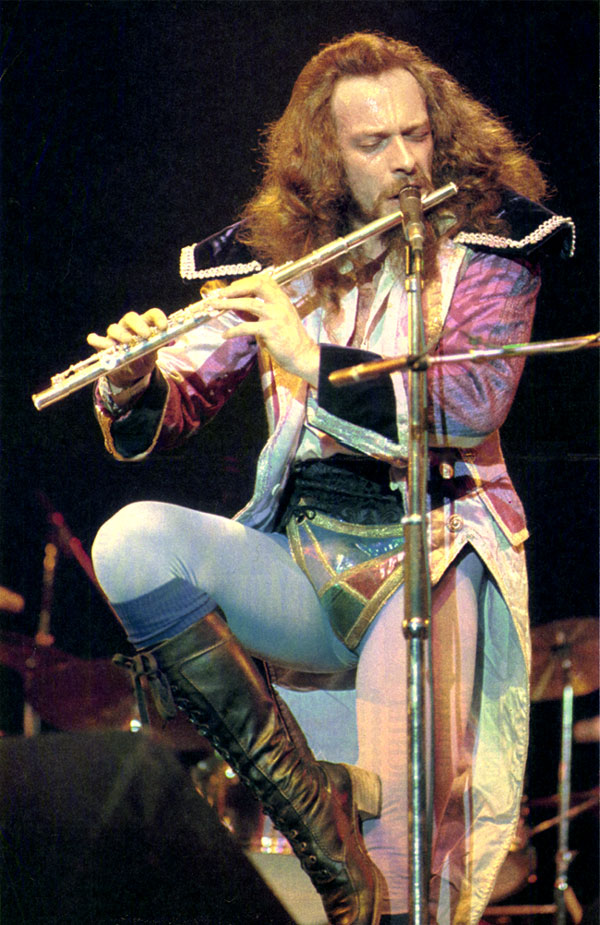 Behind the Curtain: Interviewing Jethro Tull's Ian Anderson in 1975